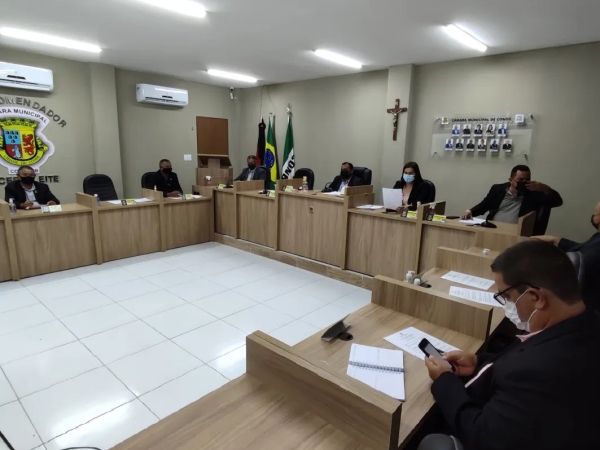 Vereadores de Conde aprovam Projeto de Emenda à Lei Orgânica durante votação em 2º turno
