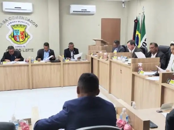 Vereadores de Conde se reúnem na Câmara Municipal e votam em alterações de Projetos de Lei do Pode Executivo