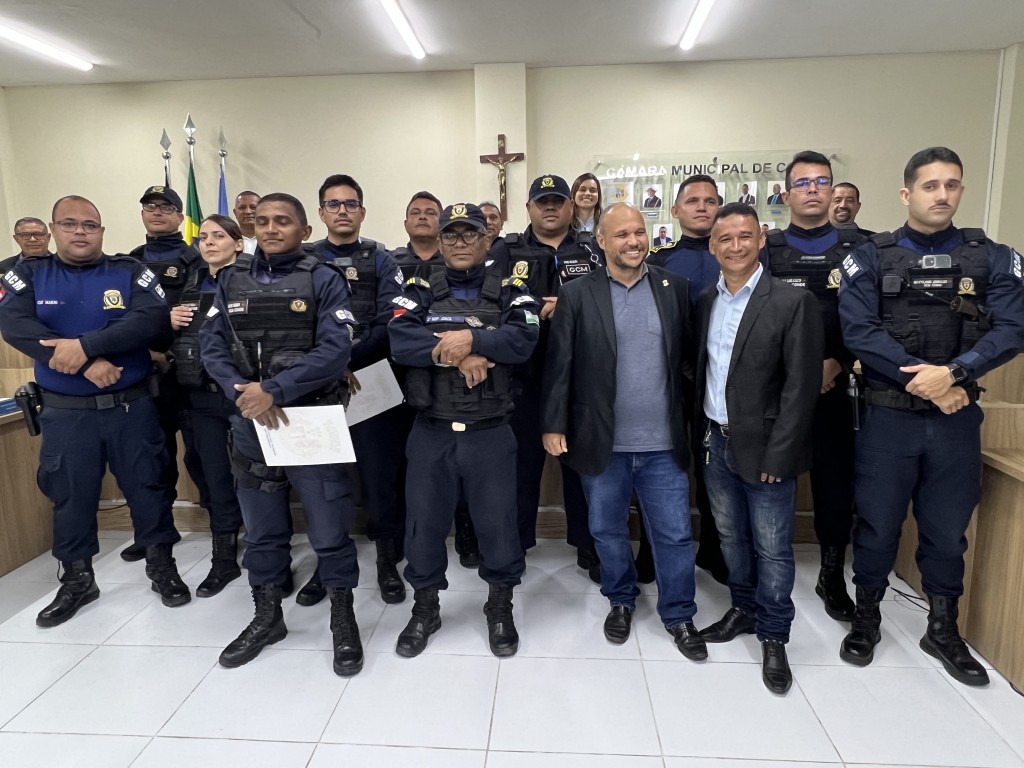 Guardas civis municipais de Conde recebem votos de aplauso durante Sessão Ordinária