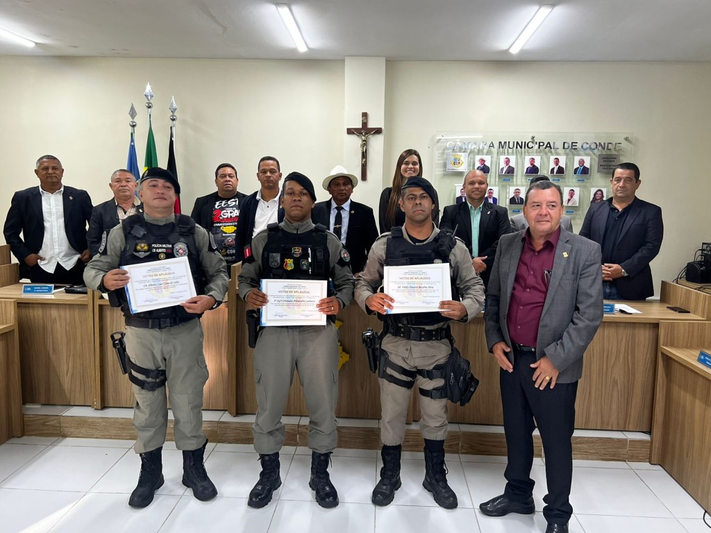 Policiais militares recebem Votos de Aplauso na Câmara Municipal de Conde