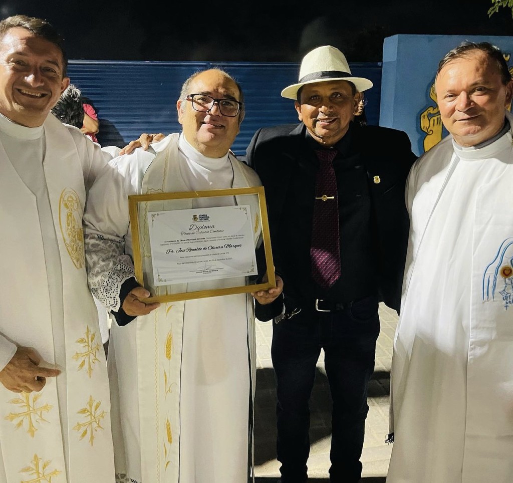 Câmara Municipal de Conde entrega Título de Cidadão Condense a Sacerdotes Locais