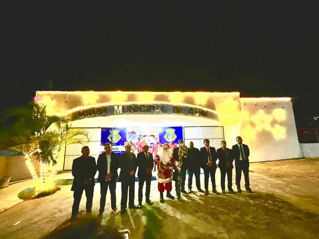 Câmara Municipal de Conde ilumina a Cidade com lançamento de Decoração Natalina