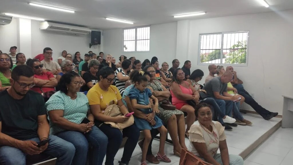 Professores parabenizam Vereadores de conde pela aprovação de Projeto de Lei que rateia recursos do FUNDEF repassados entre os anos de 1997 a 2006