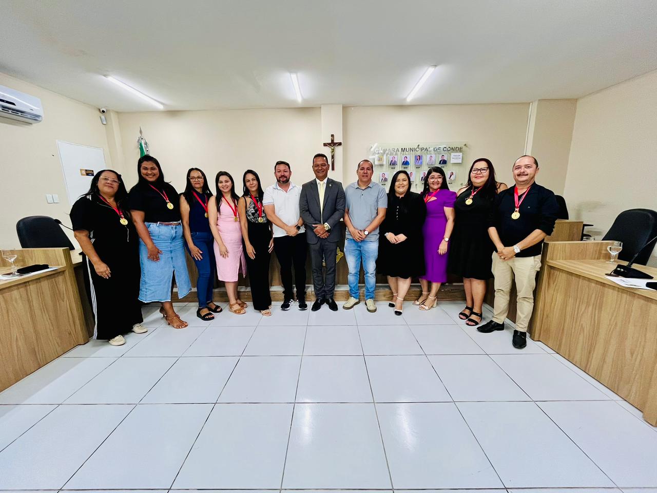 Câmara de Conde realiza Sessão Especial para entrega da Medalha de Honra ao Mérito Educacional Professora Edna Honório