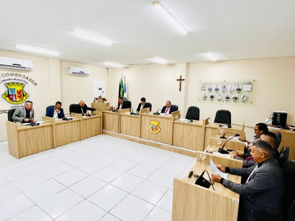 Câmara aprova criação do Dia Municipal dos Garis e proposta para transmissão da Copa 2026 em Conde 