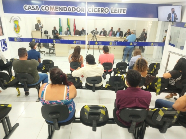 Vereadores retomam atividades na Câmara Municipal de Conde após pausa nos trabalhos