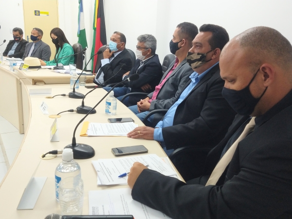 Vereadores de Conde vão analisar requerimento que solicita sessões de forma remota