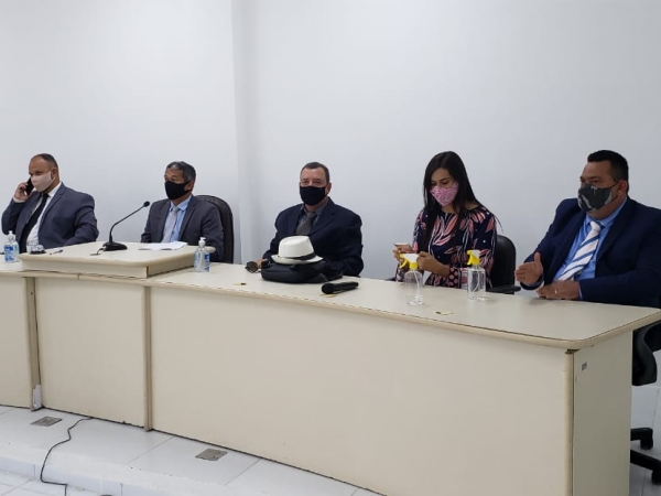 Mesa diretora da Câmara é eleita para o Bienio 2021/2022 Luzimar é o presidente