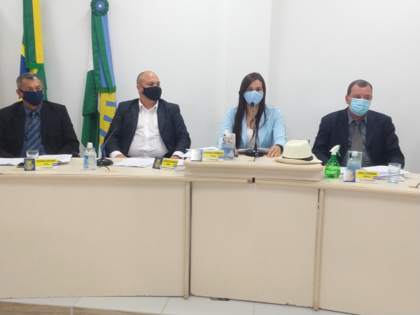 Vereadores de Conde se reúnem em sessão ordinária para discutir requerimentos para melhoria da cidade